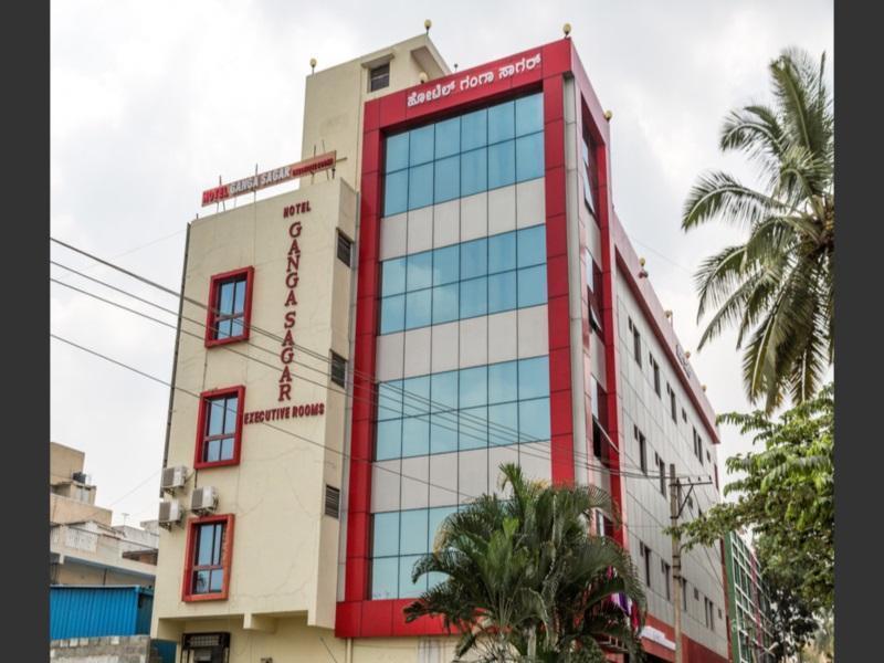 Oyo Hotel Ganga Sagar Near Sri Someshwara Swami Temple Bangalore Exterior photo